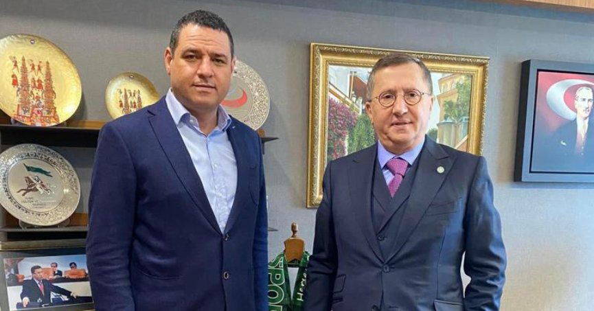 Acur, Tamamen siyasi bir karardır!