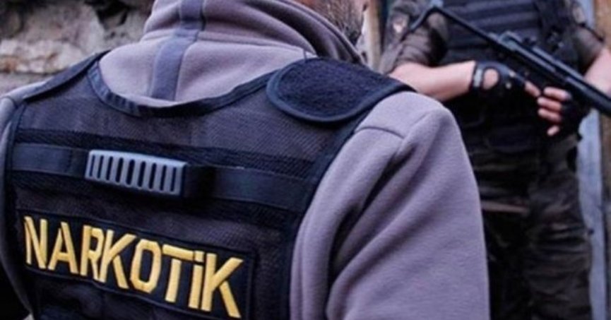 Polis ve Jandarma ekiplerinden uyuşturucu operasyonları