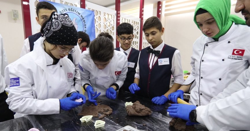 Özel öğrencilerden Anne Kurabiyesi