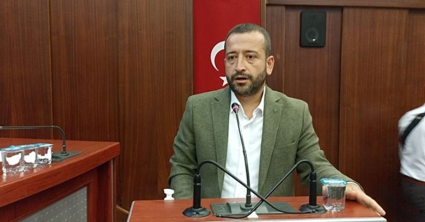 AKP İzmit'te ibre Tutuş'tan yana