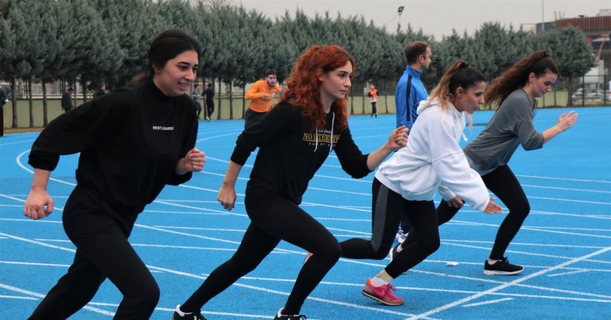 Polis adayları Büyükşehir ile zafere ulaştı
