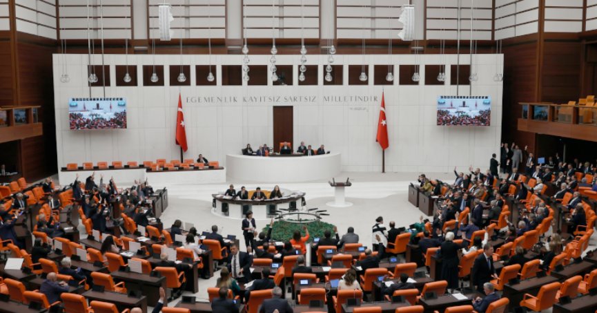 Emekliye zam düzenlemesi Meclis'te! 