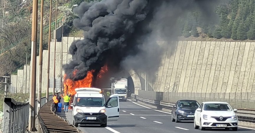 ÇAYIROVA’DAKİ SERVİS ARACI YANGINI TBMM GÜNDEMİNE TAŞINDI