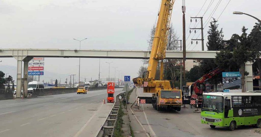 Çenesuyu üstgeçidinin köprü montajı yapıldı