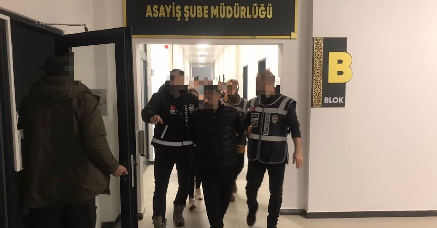 Ziynet eşyası hırsızları yakalandı