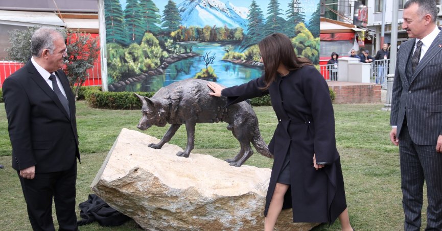 KAHRAMAN KÖPEĞİN ANISI İZMİTTE YAŞATILACAK 