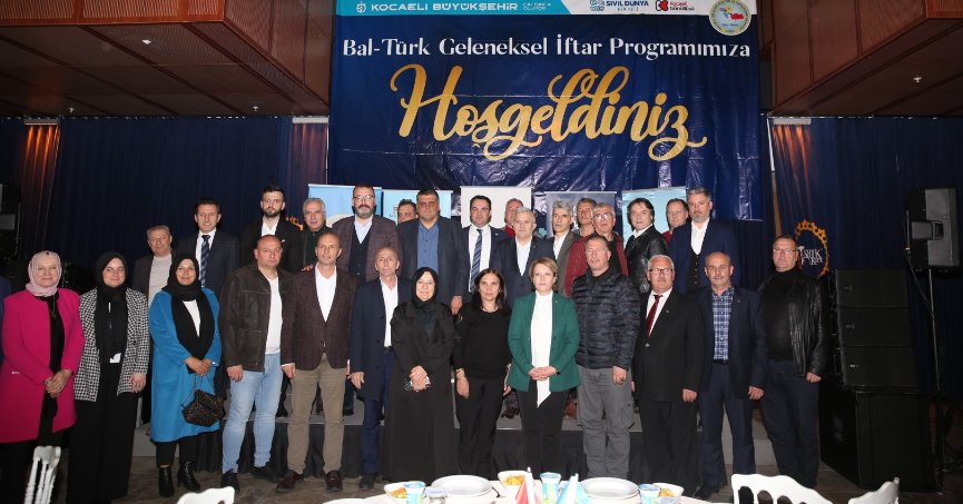 Balkan Türkleri iftarda buluştu