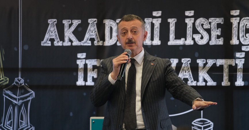 Başkan Büyükakın 'Türkiye’nin geleceği parlaktır'