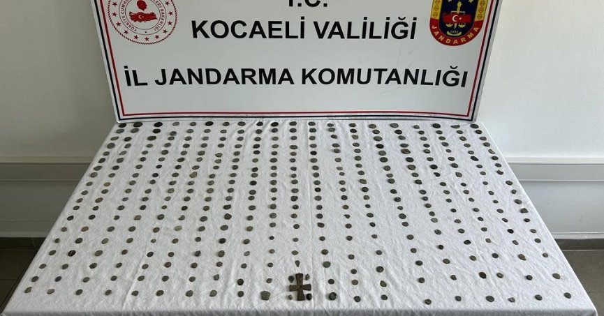 Roma ve Bizans dönemine ait tarihi eserler ele geçiridi