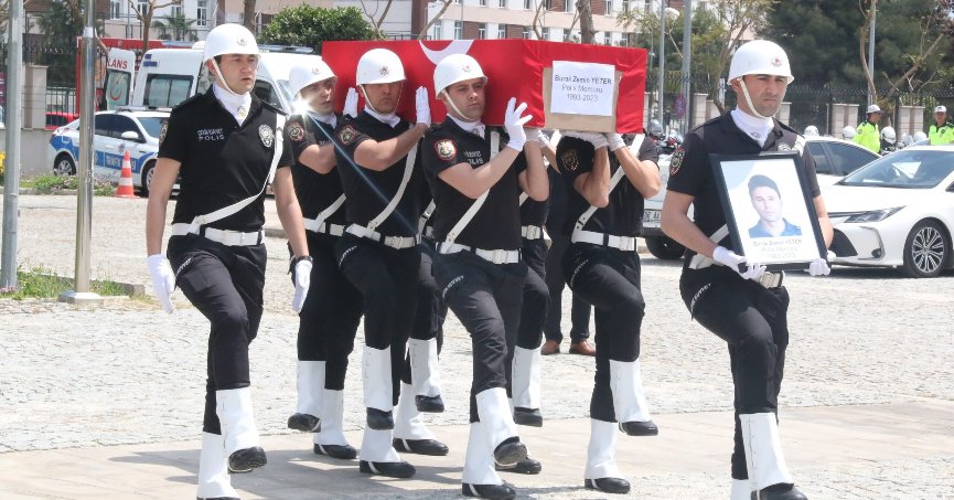 Genç polis memuruna hüzünlü veda!