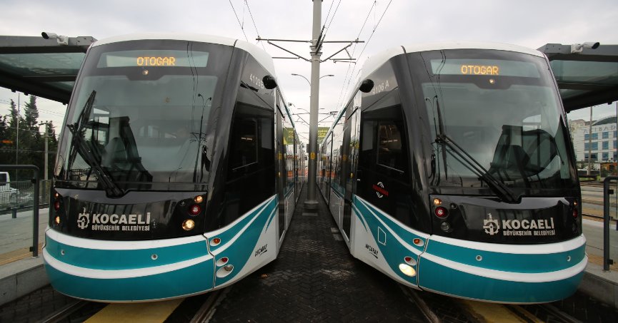 Yeni tramvay araçları için imzalar atıldı