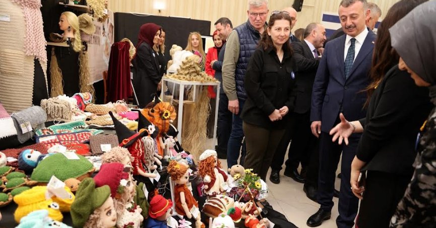 KO-MEK Gölcük ve Karamürsel ilçe sergileri açıldı