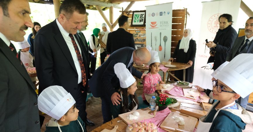 TÜRK MUTFAĞI HAFTASI RENKLİ BAŞLADI 