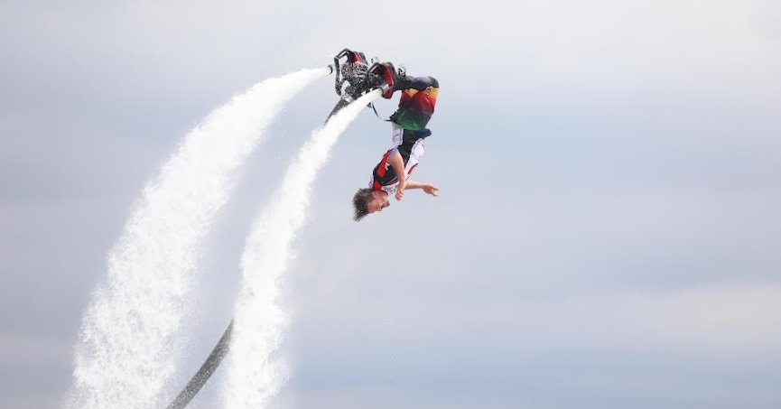 Su jeti ve Flyboard Şampiyonası nefesleri kesti