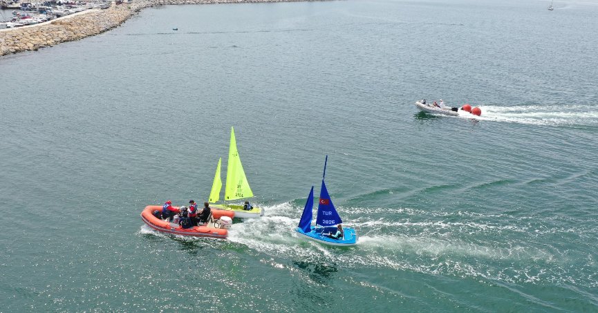 Para Yelken’de kupalar sahiplerini buldu