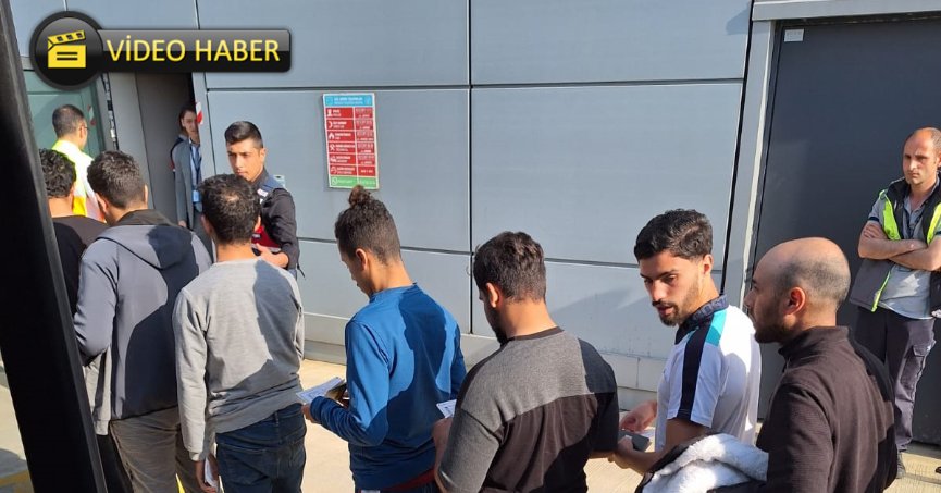 20 düzensiz göçmen sınır dışı edildi