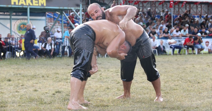 15. Sekapark Altınkemer Yağlı Güreşlerinde Başpehlivan Orhan Okulu