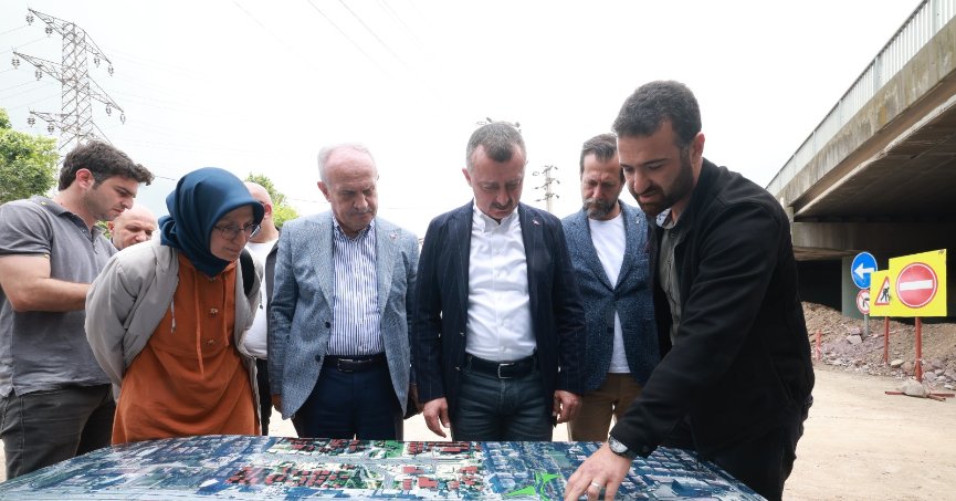 Büyükakın: Derince-Körfez arasında trafiğe neşter vuruyoruz