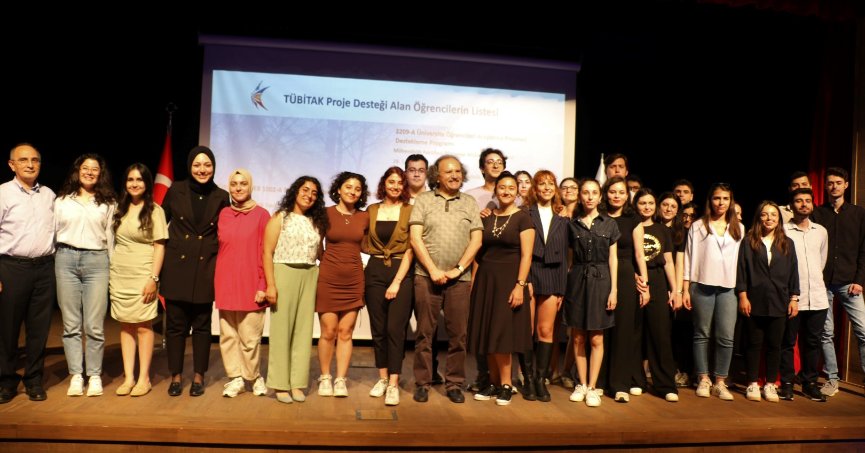  GTÜ Öğrencilerinin Başarıları Ödüllendirildi