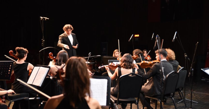 KSO Oda Orkestrası’ndan muhteşem konser