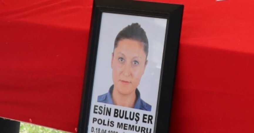 Kadın polis hayatını kaybetti