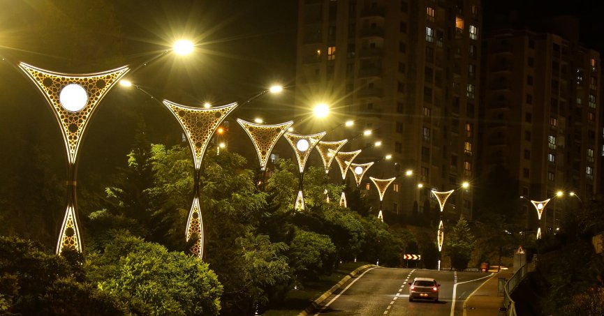 Büyükşehir geceyi gündüze çeviriyor