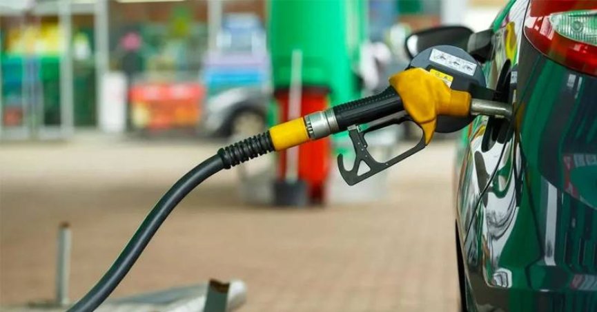  Benzine bu gece yarısı kallavi zam geliyor