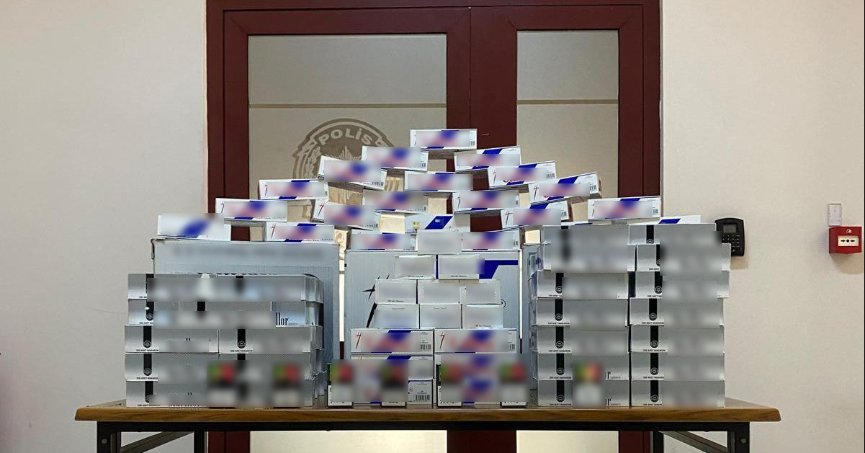 Derince'de binlerce kaçak sigara ele geçirildi