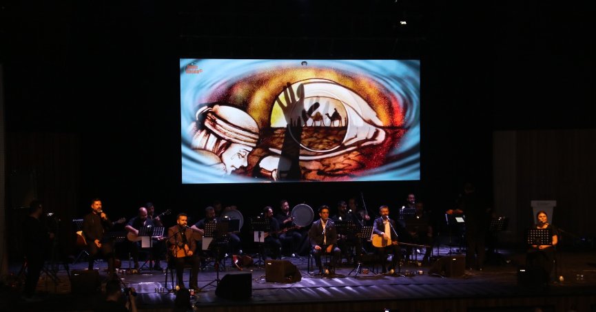 Can olduk, bir olduk, sevgide buluştuk