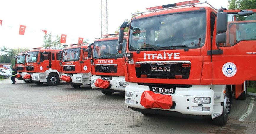  Büyükşehir itfaiye filosunu güçlendiriyor