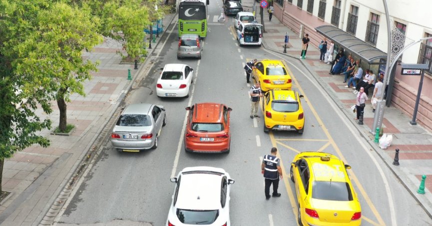 Büyükşehir ticari taksileri denetliyor