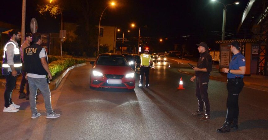 Kocaeli polisinden Türkiye Güven Huzur uygulaması
