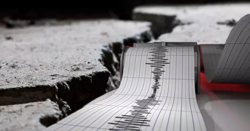 4.8 büyüklüğünde yeni deprem