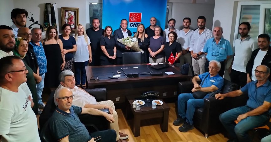 CHP Kartepe'de devir teslim