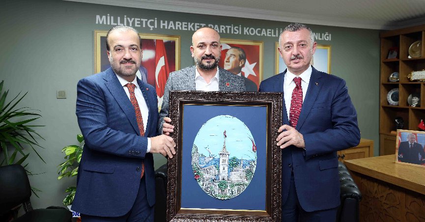 Başkan Büyükakın, MHP İl Başkanı Demirbaş’ı tebrik etti