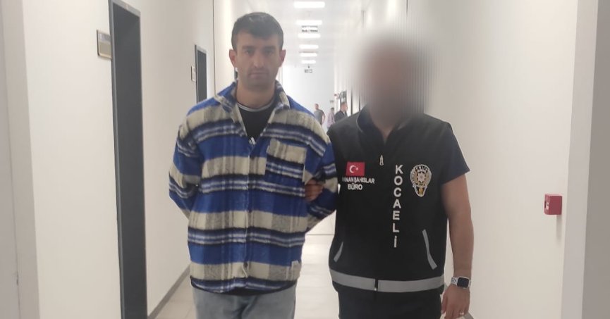 Silahlı yağma suçundan aranıyordu