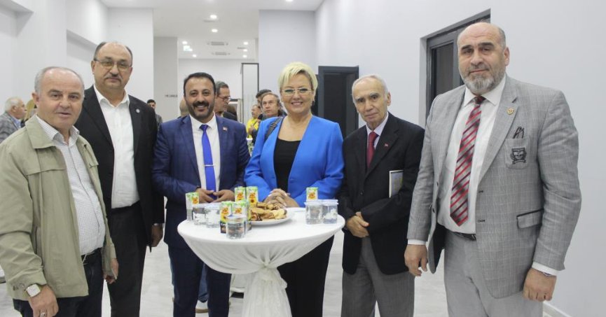 AKSEN-DER’E GÖRKEMLİ AÇILIŞ