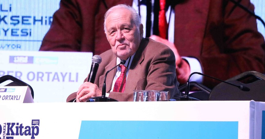 Kocaeli Kitap Fuarı’nda Ortaylı’ya büyük ilgi