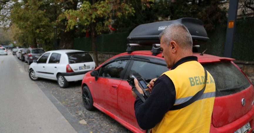 Yol üstü parklanmaya zam geldi