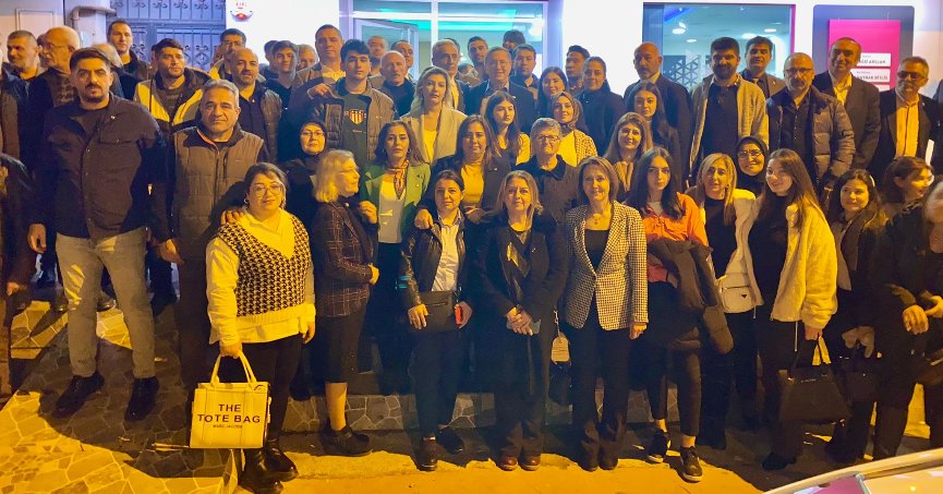 Körfez’de 100 kişi İYİ Parti’ye katıldı