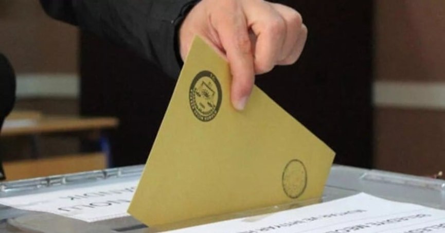 Bu pazar seçim olsa hangi parti ne kadar oy alıyor?