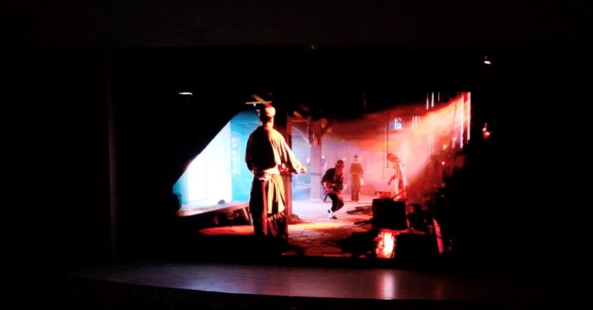 KOÜ’lü gençlere anlamlı film gösterisi