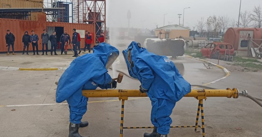 Büyükşehir İtfaiyesinden KBRN eğitimi