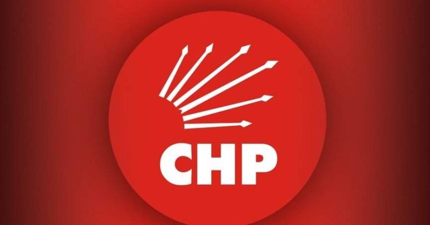 CHP Belediye Başkan adayı adaylıktan çekildi
