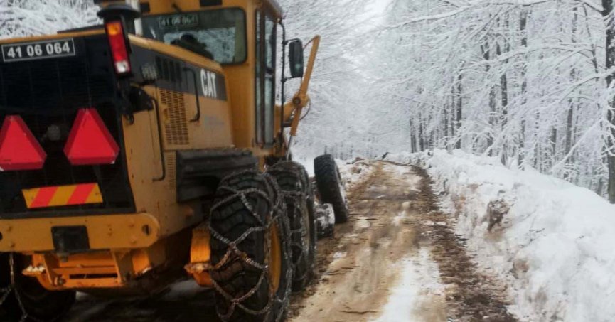 Büyükşehir Karla Mücadele Ekipleri teyakkuzdaydı 