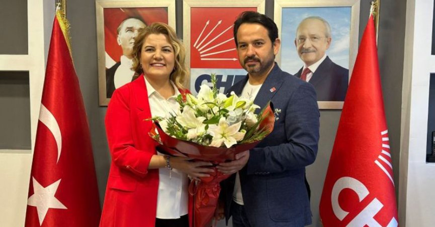 İlçe başkanı dayattı, Hürriyet istifa resti çekti