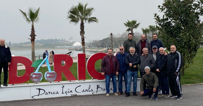 Eski tüfekler bir araya gelmeye devam ediyor