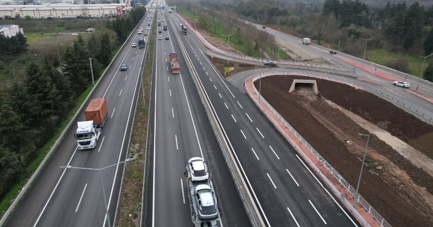 Stadyum bağlantı yolunda tamamlanan kısımlar trafiğe açıldı