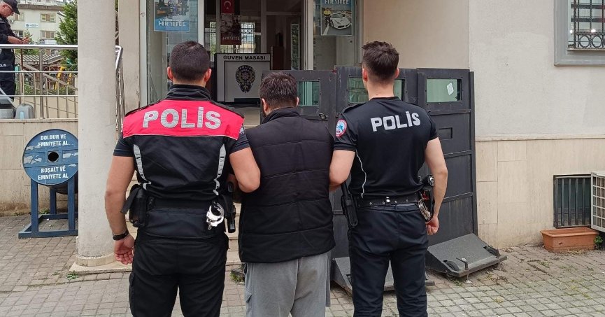 Dolandırıcılık suçundan aranan şahıs yakalandı