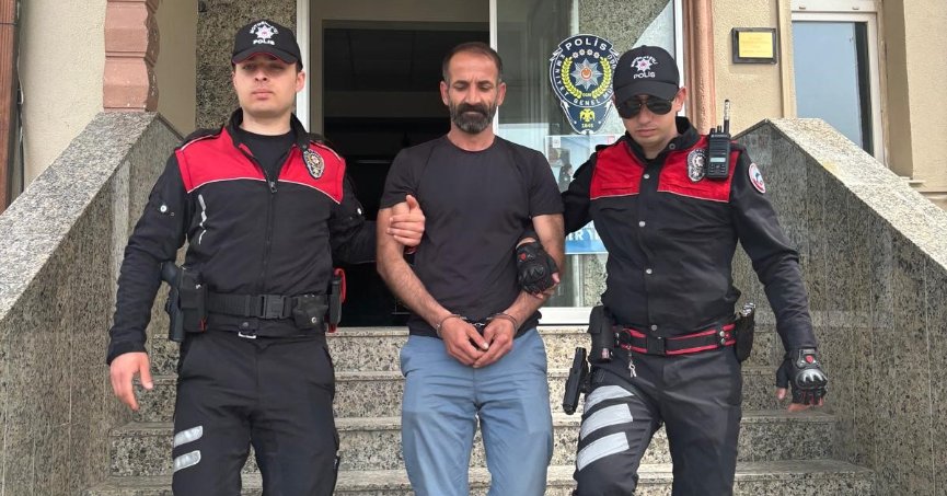 9 Yıl 8 Ay 20 Gün hapis cezası ile aranan şahıs yakalandı